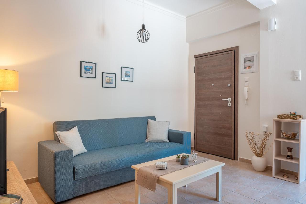 Stylish Central Renovated Apartment 伊拉克利翁 外观 照片