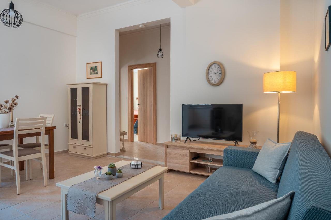 Stylish Central Renovated Apartment 伊拉克利翁 外观 照片