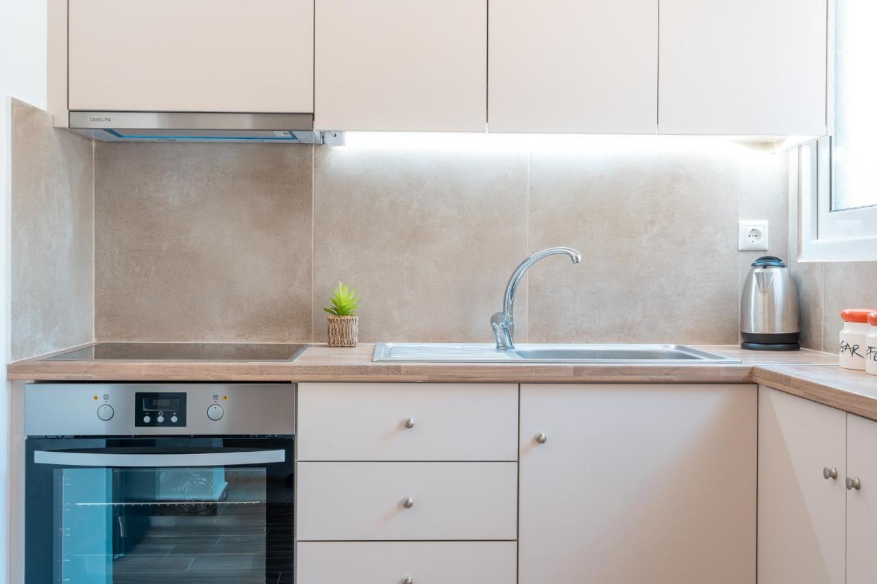 Stylish Central Renovated Apartment 伊拉克利翁 外观 照片